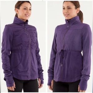 Lululemon Inner Peace Reversible Jacket Concord Grape size 8 perfect condition